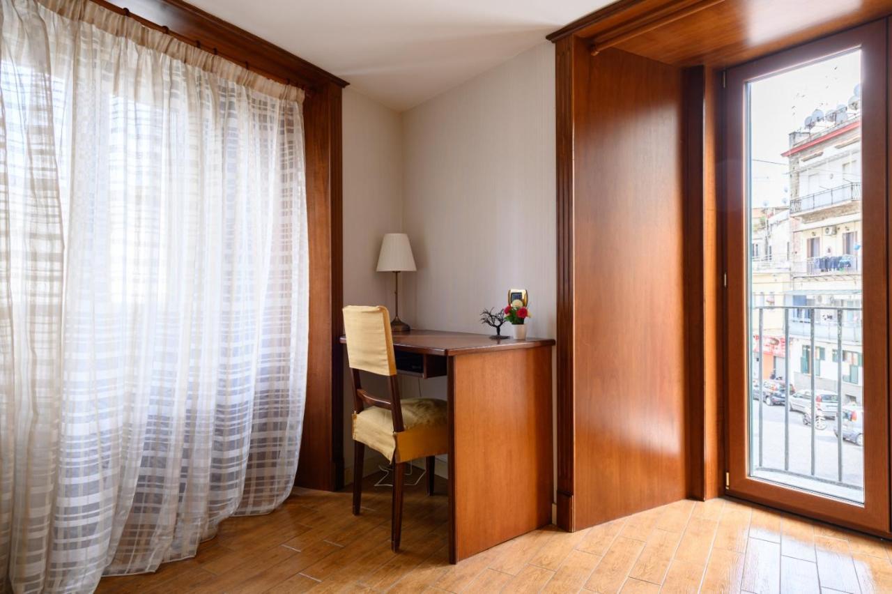 Toto E Peppino Family House Apartment Napoli Ngoại thất bức ảnh