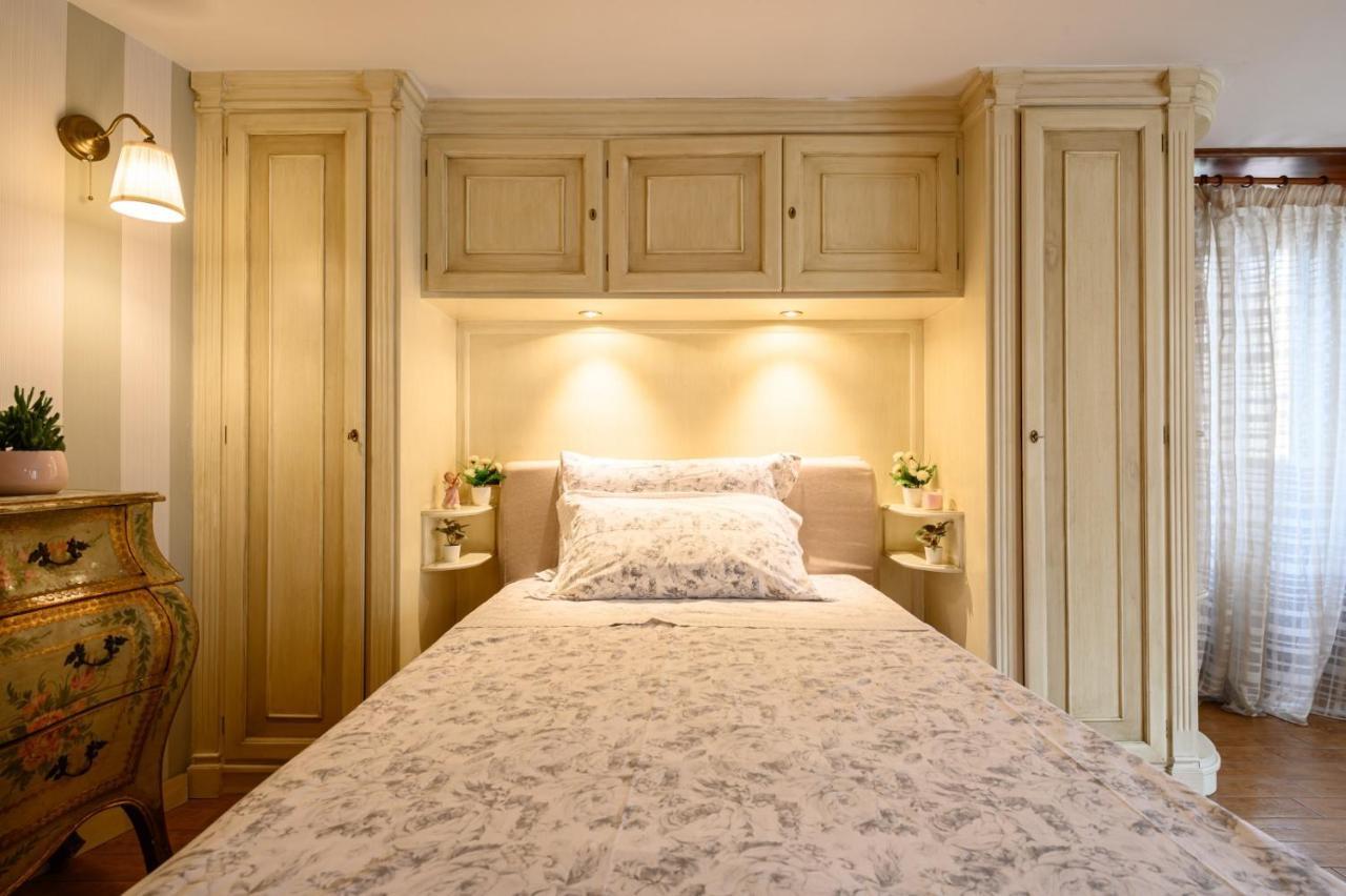Toto E Peppino Family House Apartment Napoli Ngoại thất bức ảnh